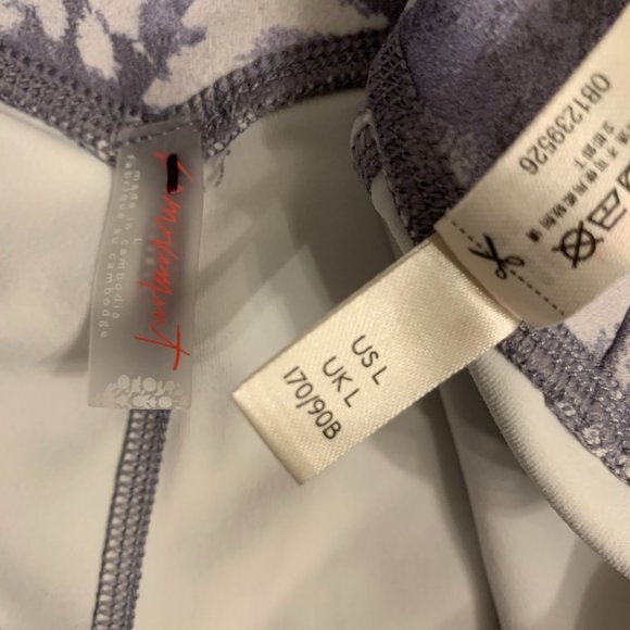 NWOT Free People Print Wave Rider Leggings 3 Pockets Size Large - Picture 11 of 12